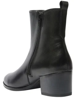 Sandler Venus Boots in Black Glove