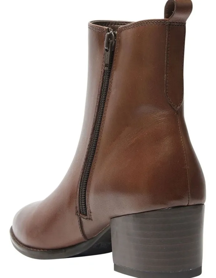 Sandler Venus Boots in Brown Glove
