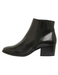 Sandler Vera Black Glove Boots