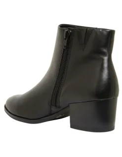 Sandler Vera Black Glove Boots