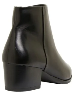 Sandler Vera Black Glove Boots