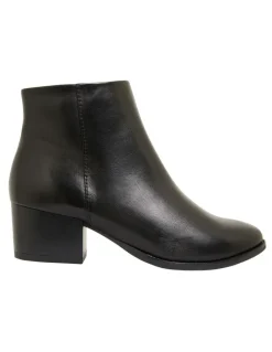 Sandler Vera Black Glove Boots