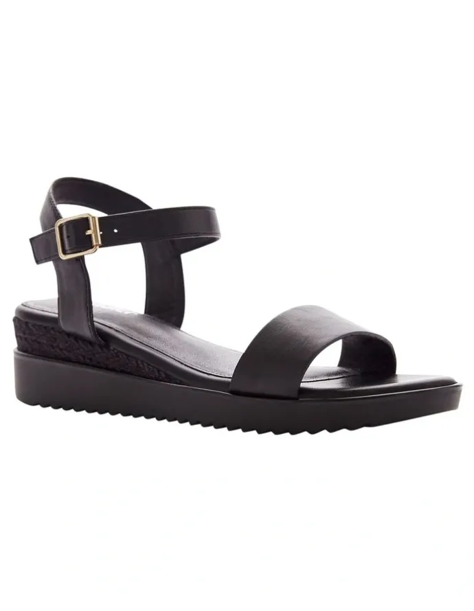 Sandler Verona Sandals in Black on Black