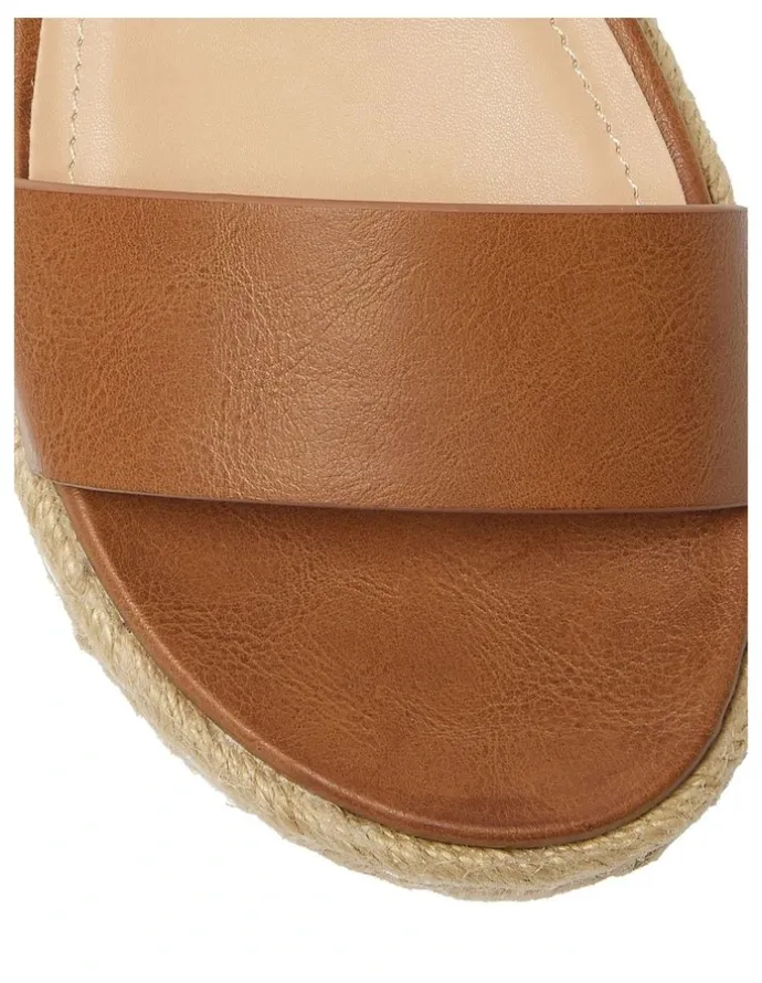 Sandler Warner Sandals in Tan