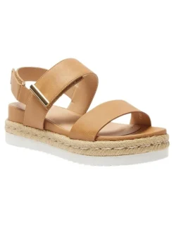 Sandler Warner Sandals in Camel Smooth