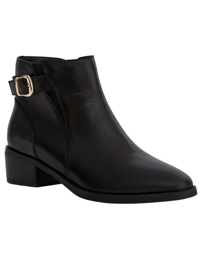 Sandler Cesar Ankle Boots in Black Leather