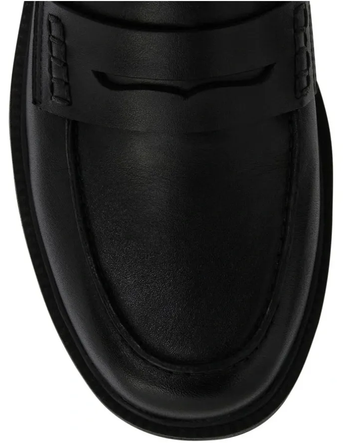 Sandler Pia Loafers in Black Leather
