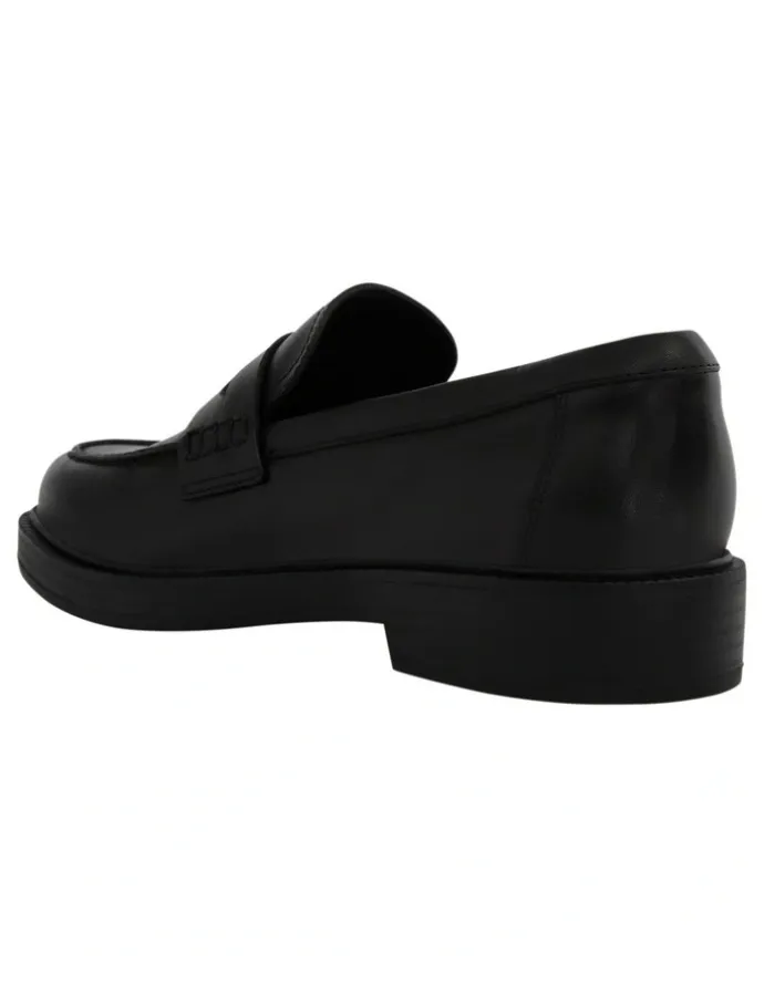 Sandler Pia Loafers in Black Leather