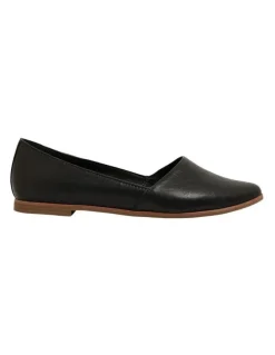 Sandler Rachael Leather Flat Shoes in Black