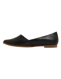 Sandler Rachael Leather Flat Shoes in Black