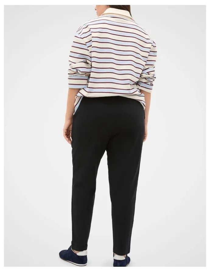 Seed Heritage Core Jersey Trackpant in Black