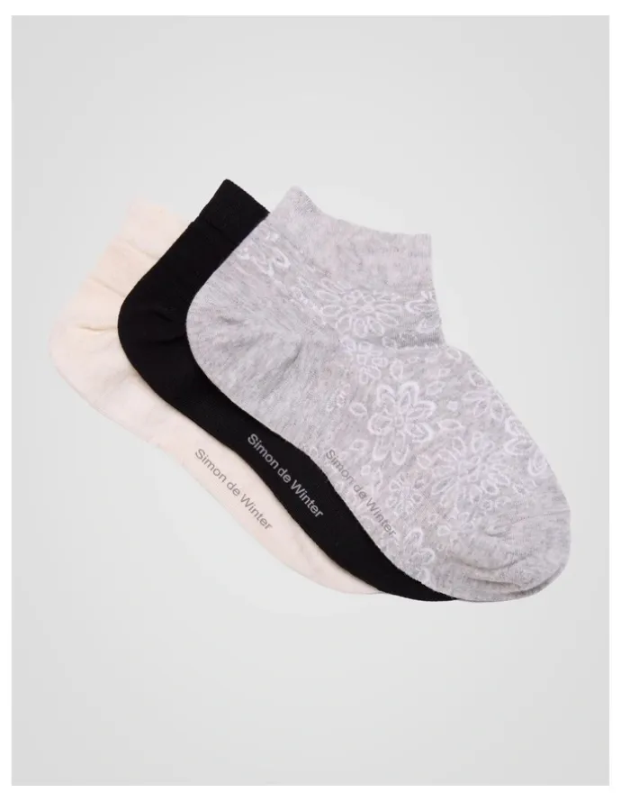 Simon De Winter 3 Pack Flowers Anklet Socks in Cloud Grey Marle, Black, and Almond Marle
