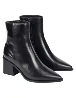 Siren Douglas Ankle Boots in Black