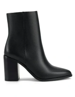 SIREN Ricci Ankle Boots in Black Pebble Leather