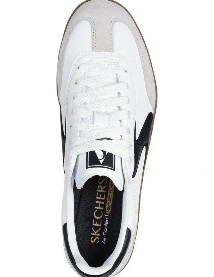 Skechers Hotshot Kickoff Shoes in WBK White/Black
