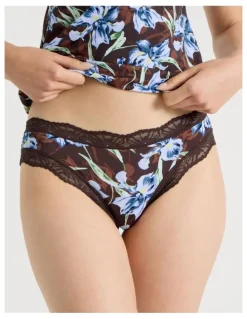 Soho Everyday Lace Bikini in Dark Mauve