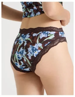 Soho Everyday Lace Bikini in Dark Mauve