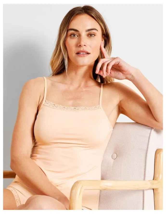 Soho Everyday Lace Cami in Beige
