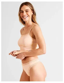 Soho Everyday Lace G-string in Beige