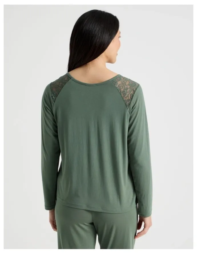 Soho Everyday Lace Long Sleeve Top in Laurel Green