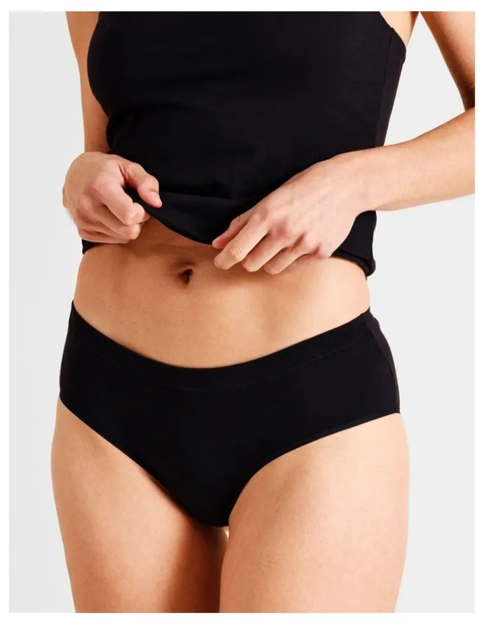 Soho Organic Cotton Boyleg in Black