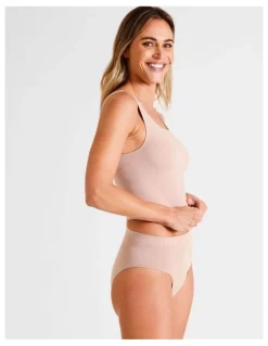 Soho Seamless Full Brief in Beige