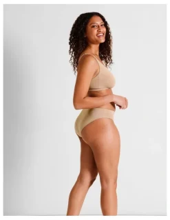 Soho Seamless High Cut in Beige
