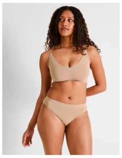 Soho Seamless High Cut in Beige