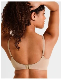 Soho Seamless No Show Bralette in Beige