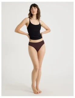 Soho Smooth Fit Bikini in Dark Mauve