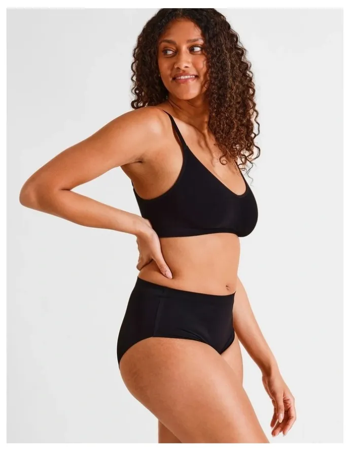 Soho Smooth Fit Full Brief in Black
