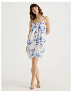 Soho Viscose Chemise in White Floral Print