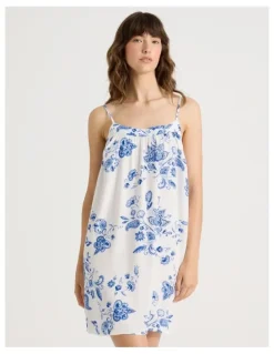 Soho Viscose Chemise in White Floral Print