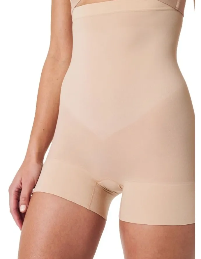 Spanx Everyday Seamless Shaping-High-Waisted Shorty in Soft Nude