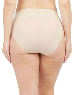 Spanx Undietectable Brief in Soft Nude