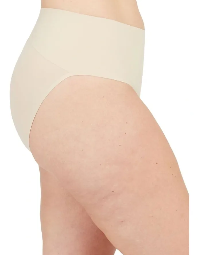 Spanx Undietectable Brief in Soft Nude