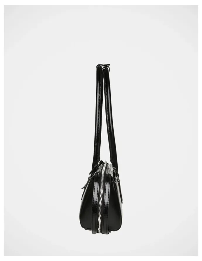 Steve Madden Bremie Shoulder Bag in Black