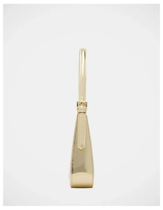 Steve Madden BSmith Shoulder Bag in Gold