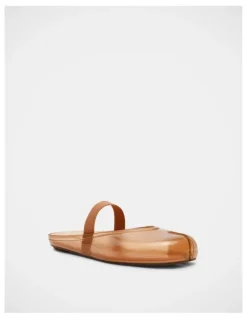 Steve Madden Cova Flats in Blush