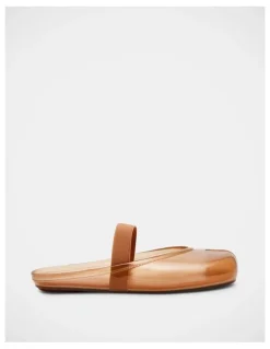 Steve Madden Cova Flats in Blush
