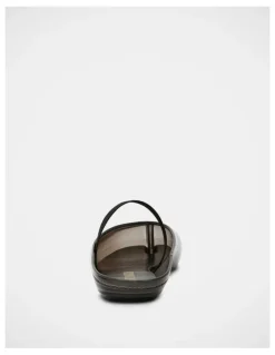Steve Madden Cova Flats in Black
