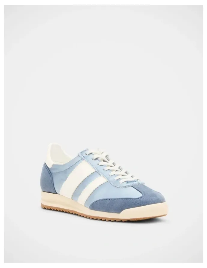 Steve Madden Jumper Sneakers in Light Blue