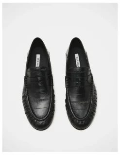 Steve Madden Roger Loafers in Black