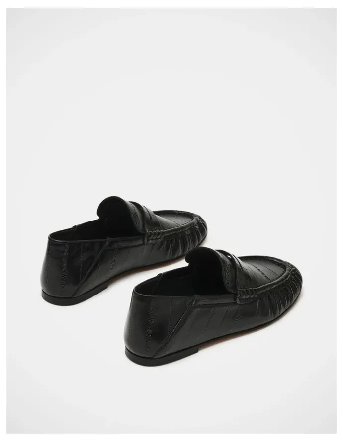 Steve Madden Roger Loafers in Black