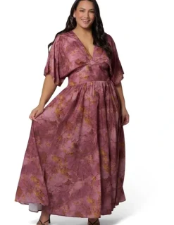 Sunday in the City Richter Scale Maxi Dress in Rouge Floral