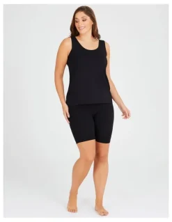 Taking Shape Bamboo Anti Chafe Crop Short Black