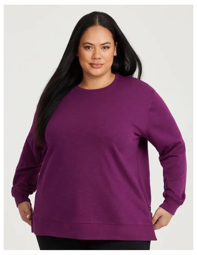 Taking Shape Boyfriend Tunic Sweat in Merlot