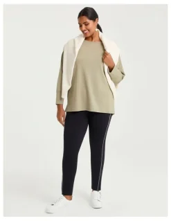 Taking Shape Cloud Touch Rib Pocket Legging in Black