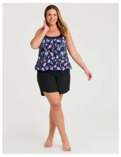 Taking Shape Curved Hem Stretch Boardshort Black