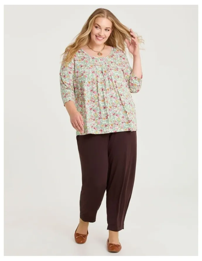 Taking Shape Emmy Long Sleeve T-shirt Sage in Floral Print